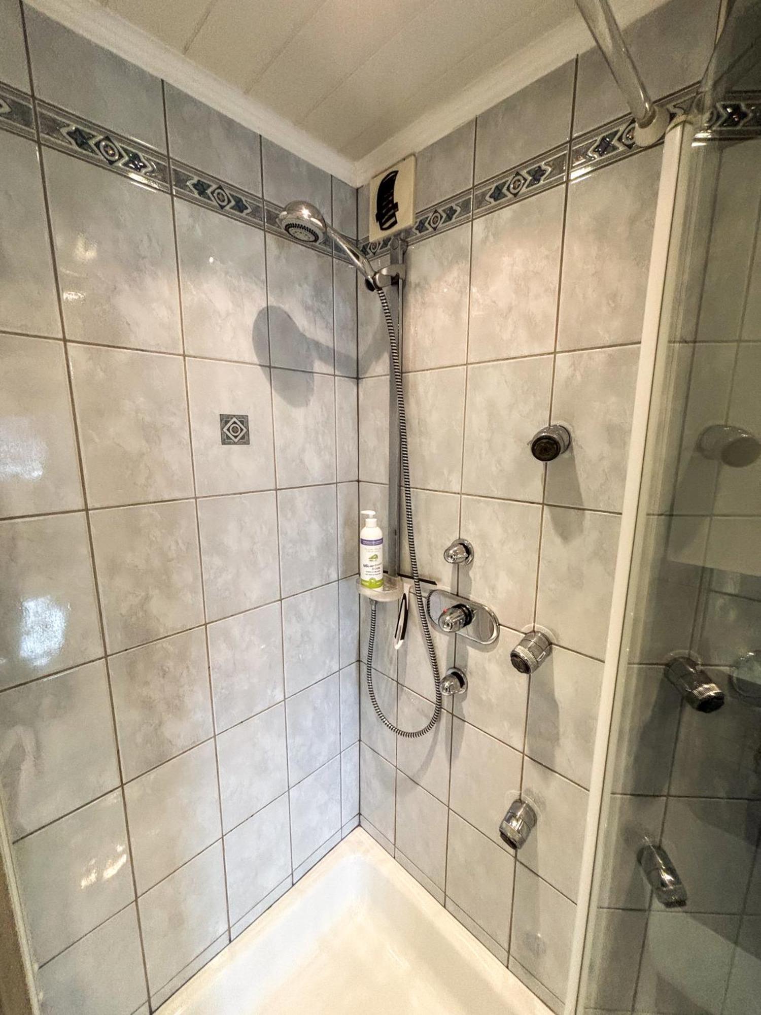 Appartement Le Field - Parking Gratuit - Standing - Centre - Commerces A Proximite *
