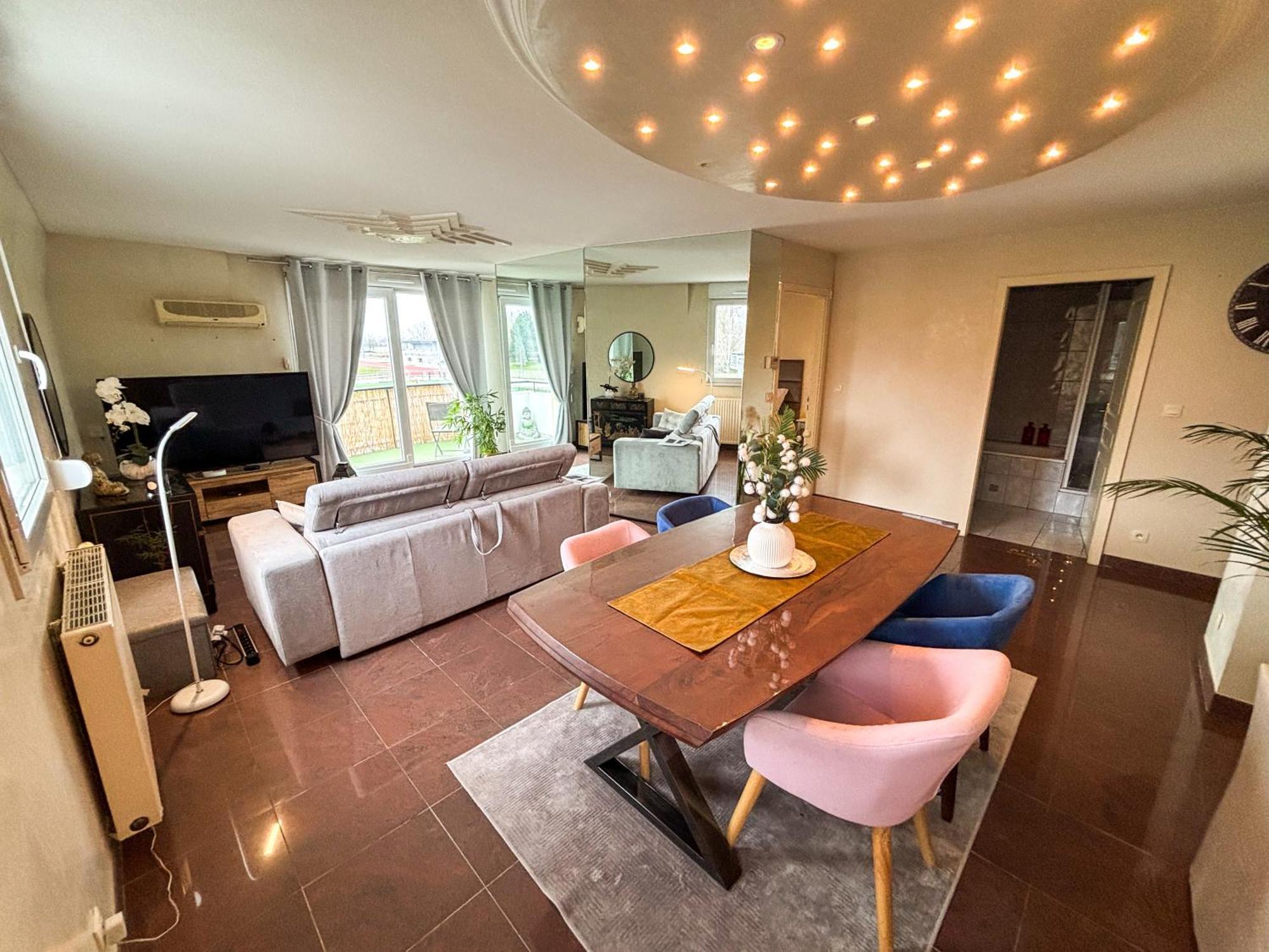 Appartement Le Field - Parking Gratuit - Standing - Centre - Commerces A Proximite *